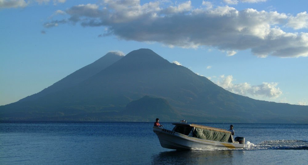 Atitlán, el lago más bello del mundo | National Geographic en Español