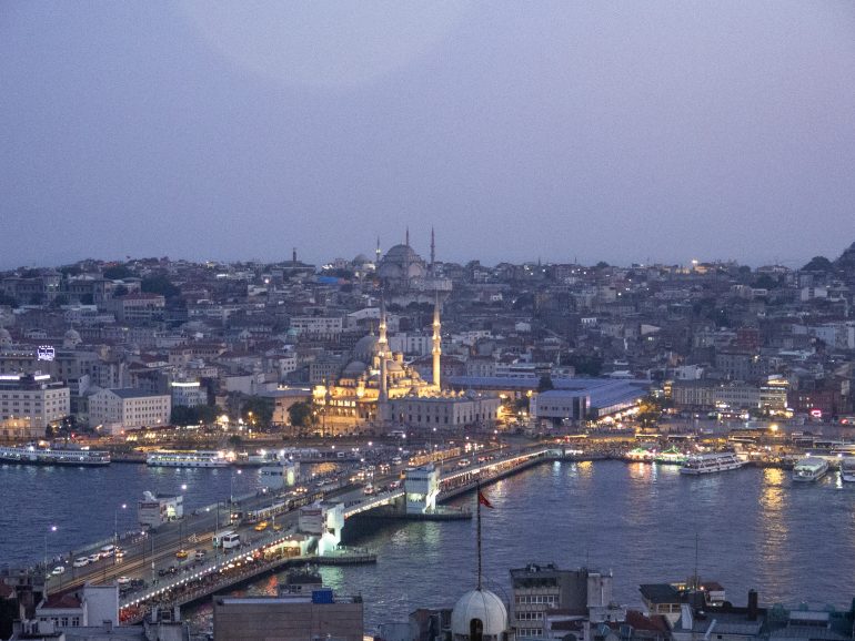 Así es Estambul, la capital entre dos continentes