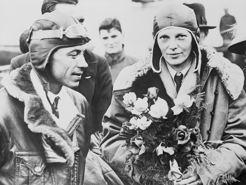 ¿Realmente murió o sobrevivió? Amelia Earhart desapareció el 2 de julio de 1937 en pleno vuelo intentando romper otro récord mundial.