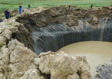 Una cocina de metano, el misterio detrás de los monticulos de hielo en Siberia