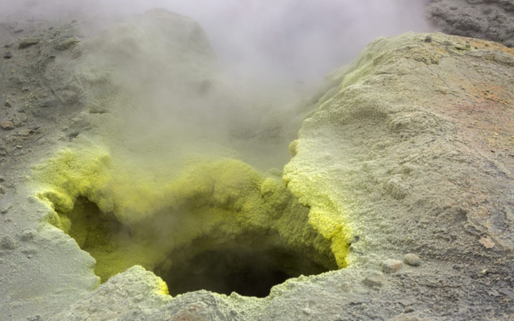 Una cocina de metano, el misterio detrás de los monticulos de hielo en Siberia