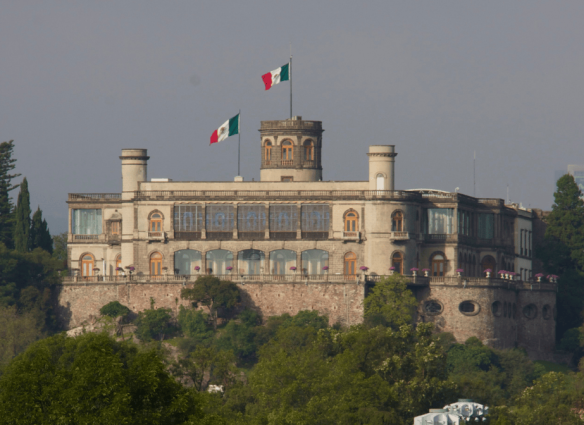 chapultepec-el-castillo-que-se-construyó-sobre-una-montaña-sagrada