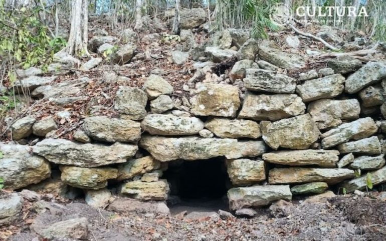 El hallazgo de un antiguo sitio maya sobre un cerro en la selva de Campeche