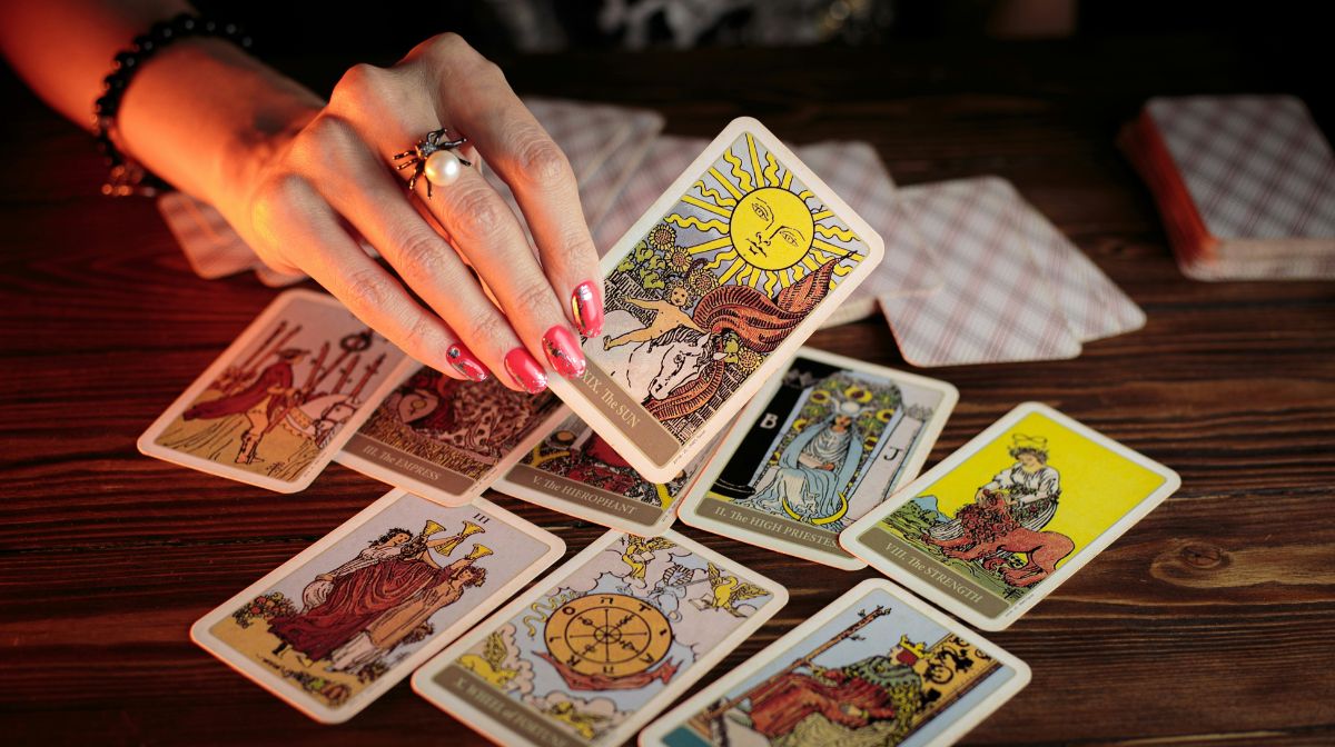 del-juego-a-la-adivinacion-esta-es-la-historia-del-tarot