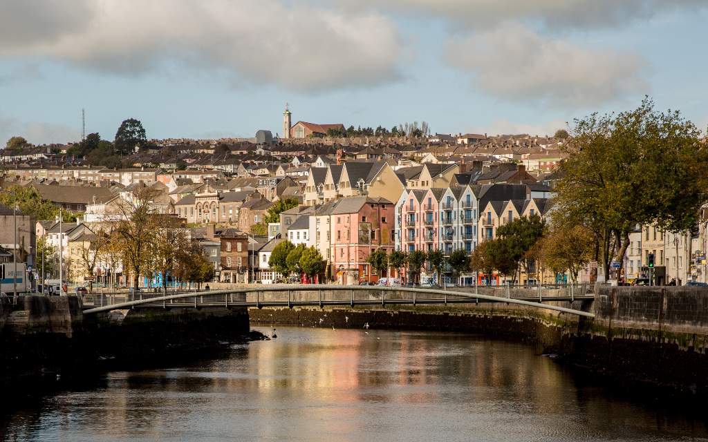 Cork, la ciudad rebelde de Irlanda, se reinventa para ser aún más bella