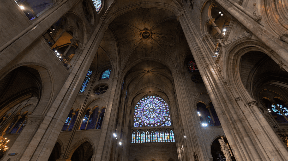 tras-cinco-anos-bajo-remodelacion-notre-dame-vuelve-a-abrir-sus-puertas