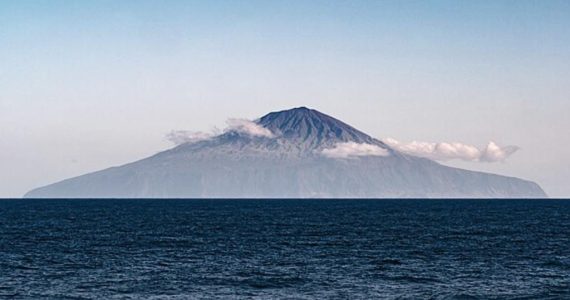 Tristán da Cunha, la isla remota que brotó de las profundidades de la Tierra